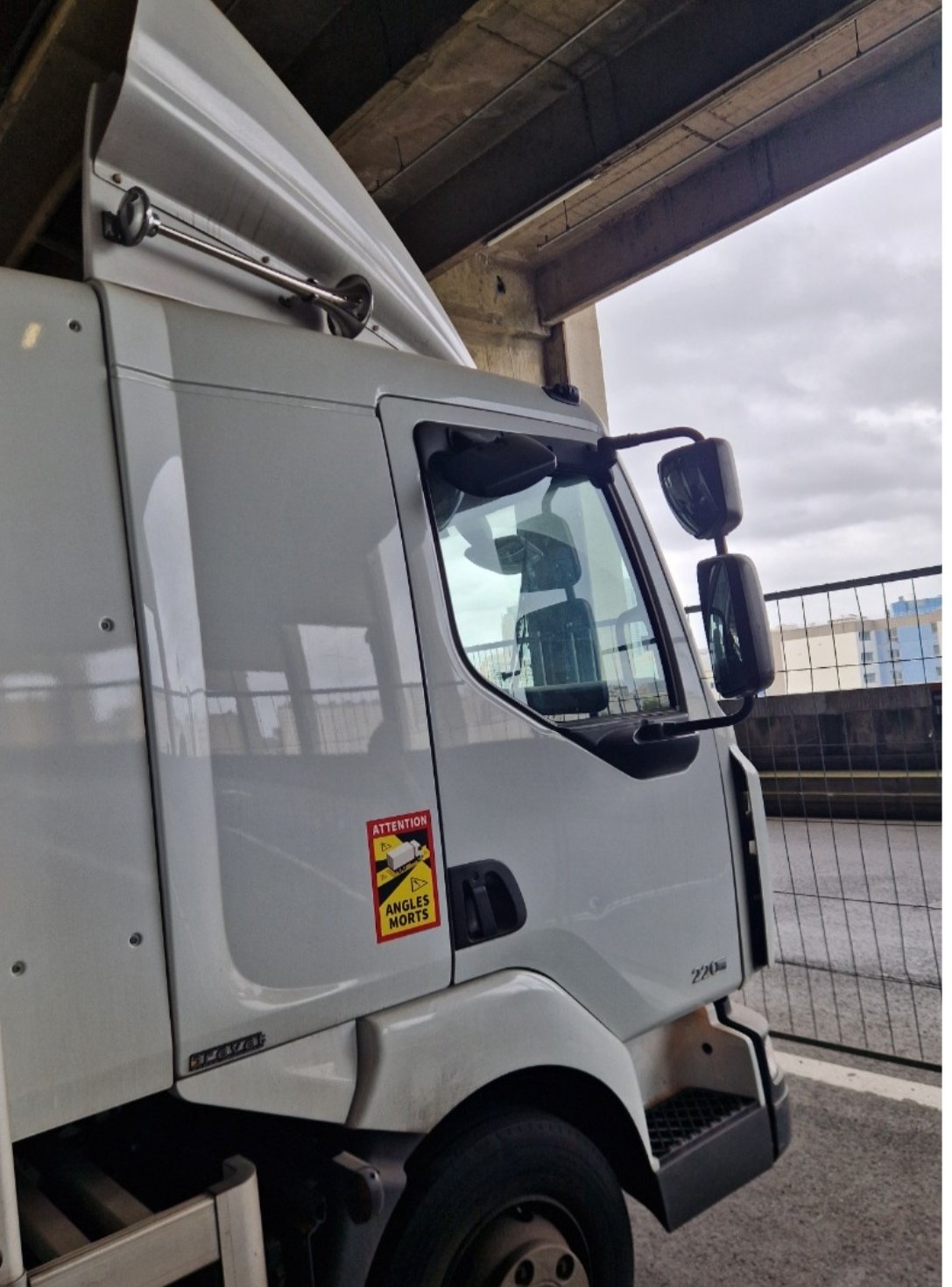 Fourgon Frigorifique Renault Midlum 220.10 2013