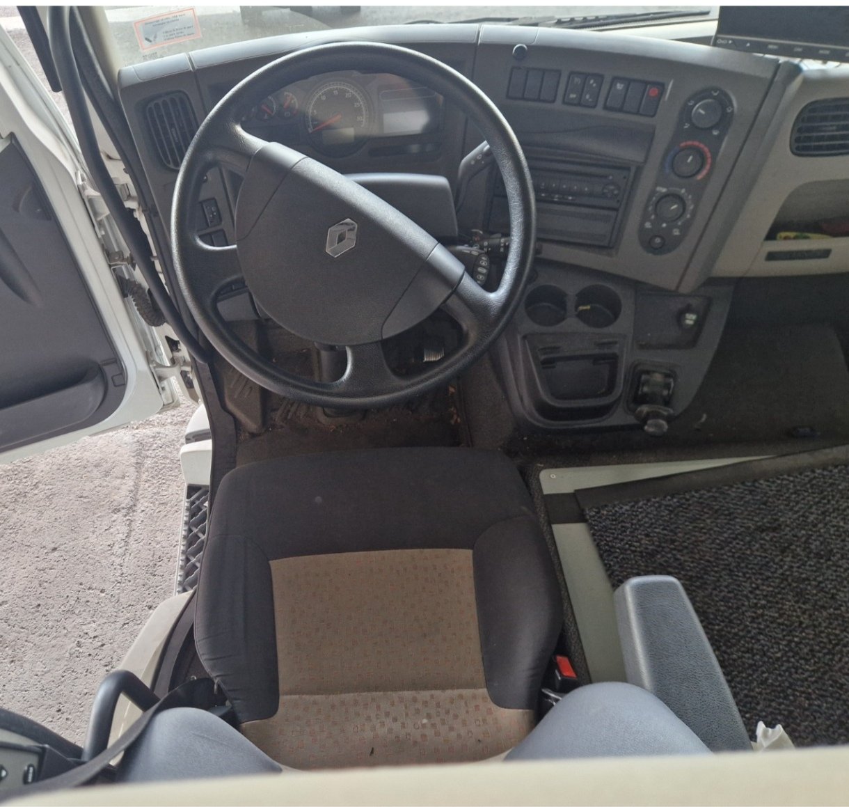 Fourgon Frigorifique Renault Midlum 220.10 2013